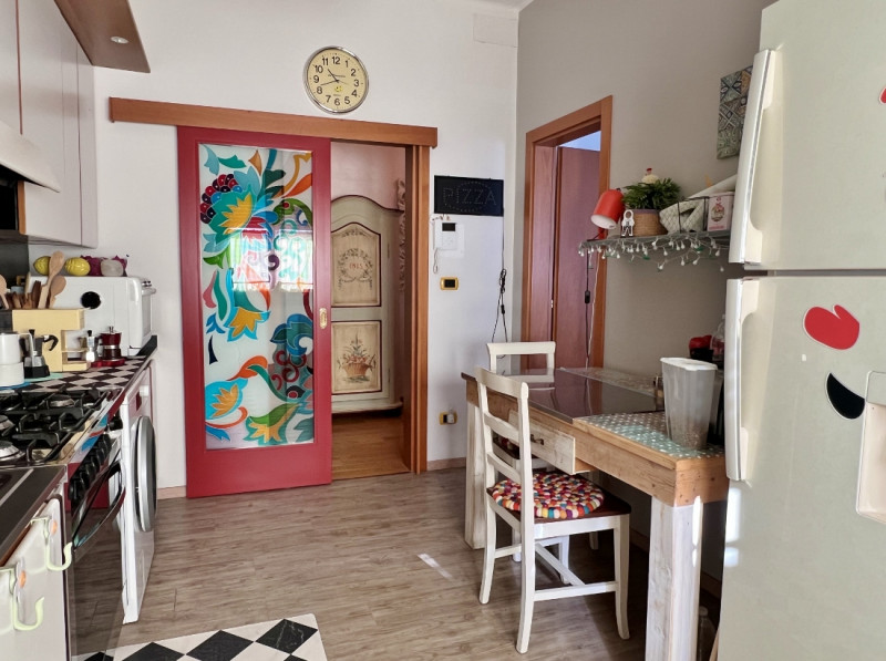 SPLENDIDO TRICAMERE RISTRUTTURATO, A VICENZA QUARTIERE PISCINE-SAN BORTOLO- Rif. 8345
Nel cuore d...