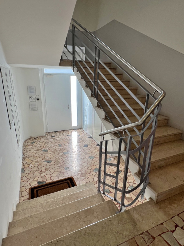 SPLENDIDO TRICAMERE RISTRUTTURATO, A VICENZA QUARTIERE PISCINE-SAN BORTOLO- Rif. 8345
Nel cuore d...