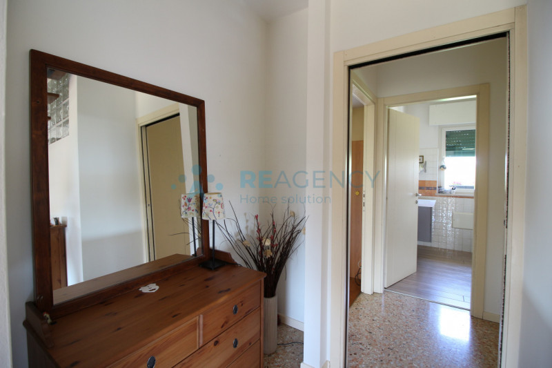 Thiene 

Stai cercando una porzione di bifamiliare in zona tranquilla ma allo stesso tempo centra...