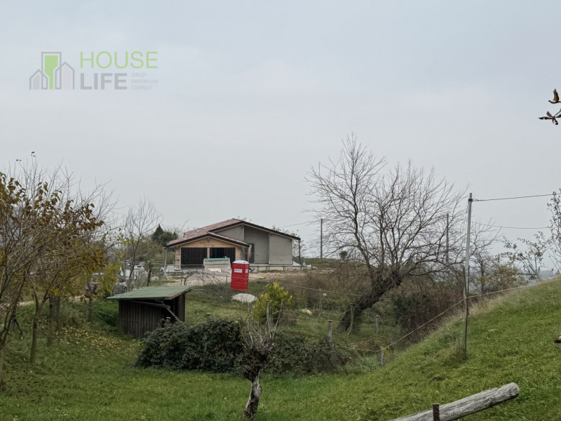 MONTE DI MALO: in zona panoramica posta a 10 minuti dal paese di Malo VILLETTA indipendente Eco-G...