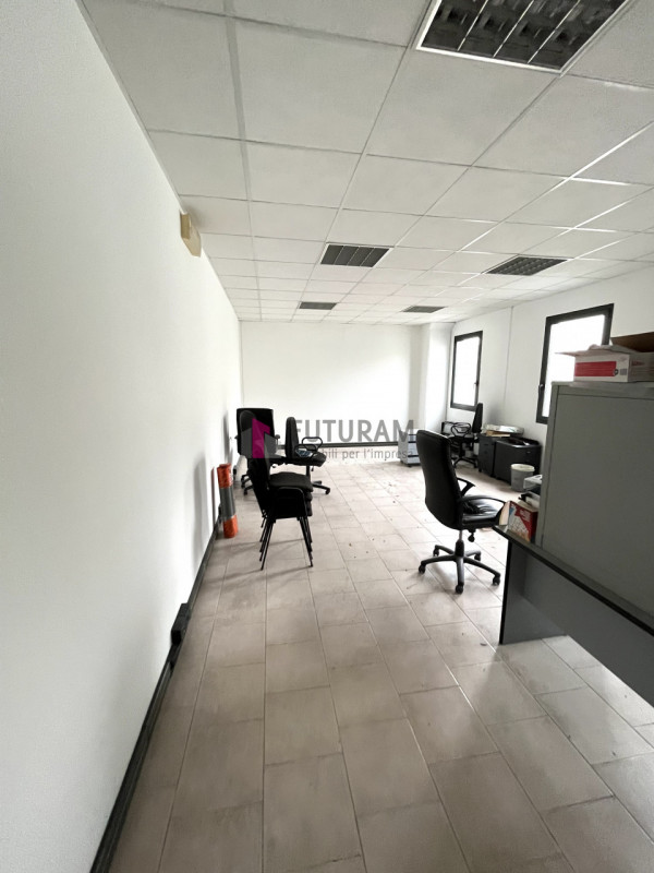 PIAZZOLA SUL BRENTA (PD) - rif. 634TMIC - Per info 3473209826 - In zona industriale sarà a breve ...