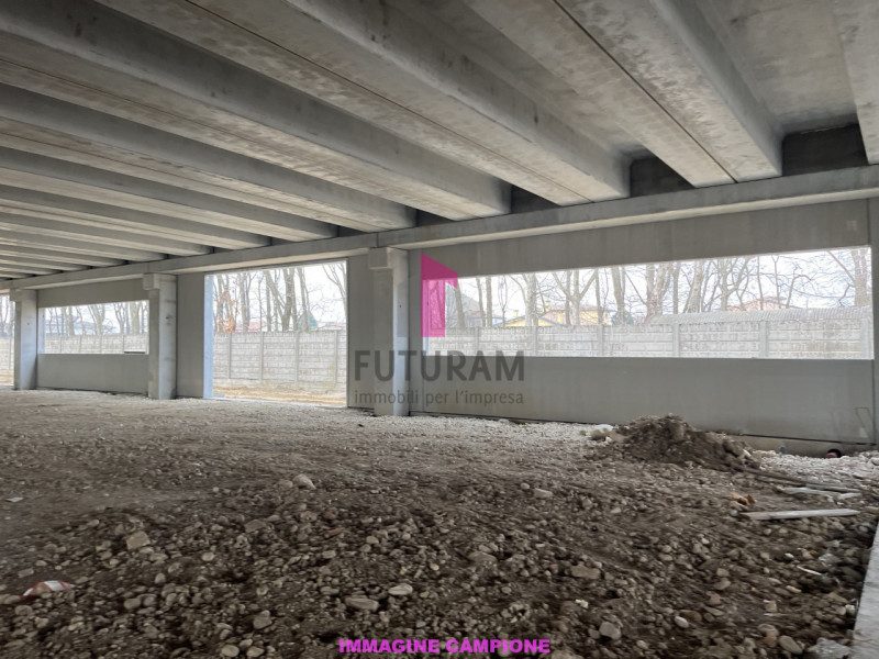 PIAZZOLA SUL BRENTA (PD) - rif. 634TMIC - Per info 3473209826 - In zona industriale sarà a breve ...