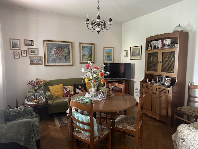 Albignasego, in località Carpanedo, proponiamo una casa singola disposta su due piani, di Mq 160 ...