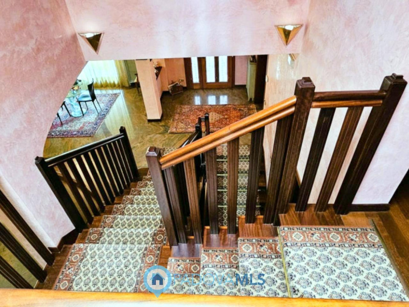 Immobile in esclusiva al Gruppo Padova MLS

Situata nella zona di Codiverno, nel comune di Vigonz...