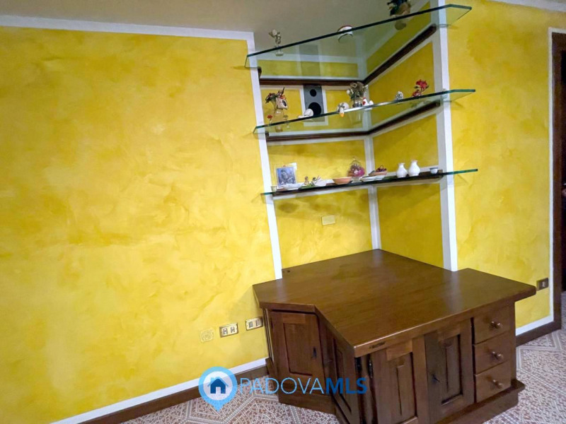 Immobile in esclusiva al Gruppo Padova MLS

Situata nella zona di Codiverno, nel comune di Vigonz...