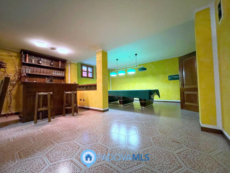 Immobile in esclusiva al Gruppo Padova MLS

Situata nella zona di Codiverno, nel comune di Vigonz...