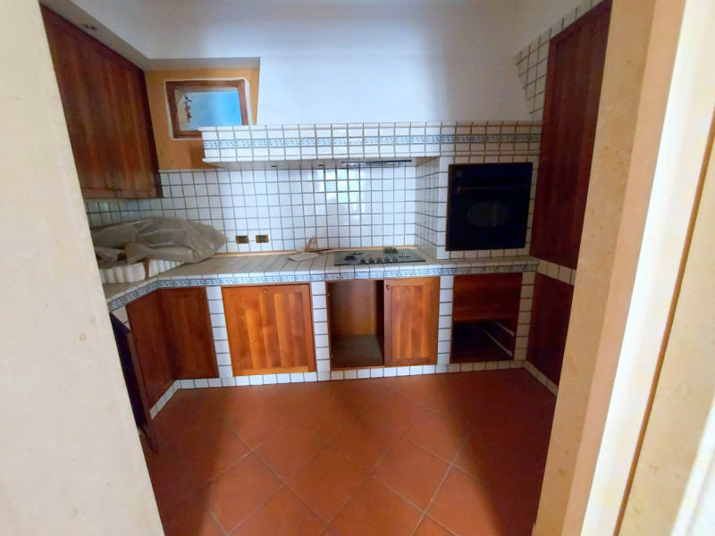 ELEGANTE DUPLEX SU 2 UNITA' IN CENTRO STORICO €.415.000 - rif.LM011 

Scopri un'opportunità unica...