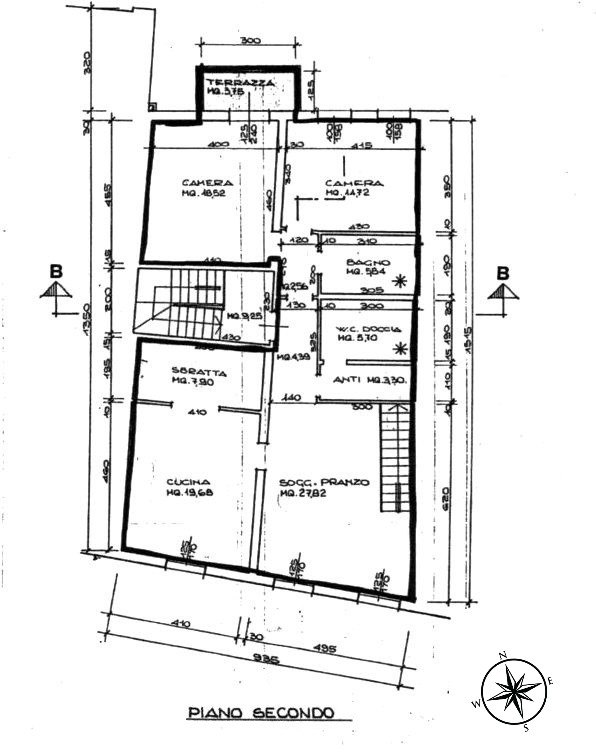 ELEGANTE DUPLEX SU 2 UNITA' IN CENTRO STORICO €.415.000 - rif.LM011 

Scopri un'opportunità unica...