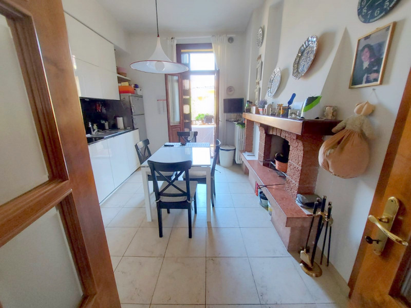 ULTIMO PIANO IN CENTRO STORICO CON ASCENSORE rif.GB025 - €.720.000

Se stai cercando un bellissim...