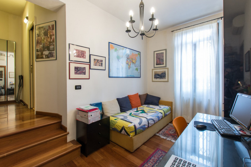 ULTIMO PIANO IN CENTRO STORICO CON ASCENSORE rif.GB025 - €.720.000

Se stai cercando un bellissim...