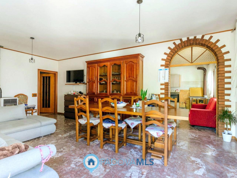 RUSTICO/CASA di 2 unità con ampio terreno a VALNOGAREDO €.490.000 - rif.1434

Cinto Euganeo - A V...