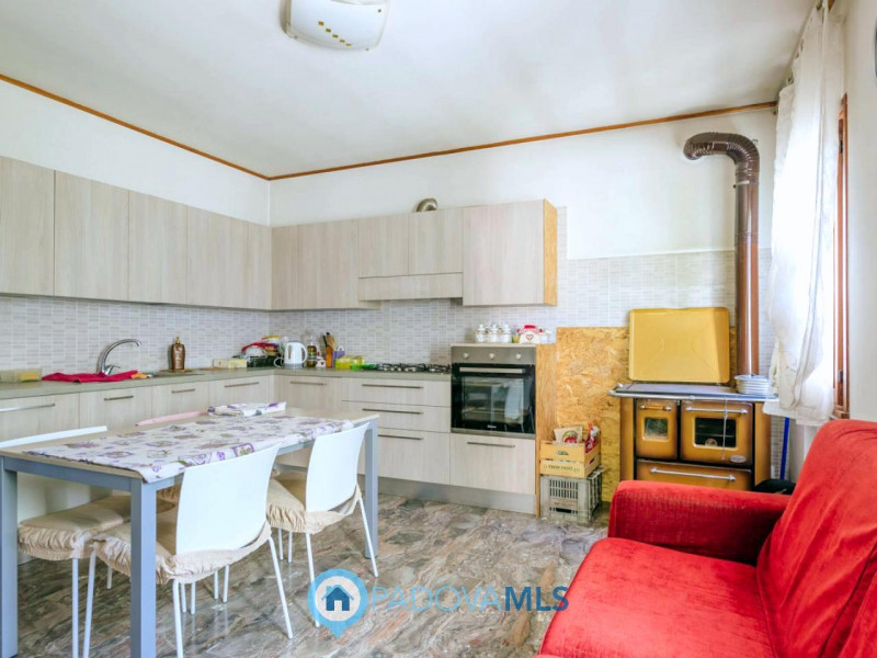RUSTICO/CASA di 2 unità con ampio terreno a VALNOGAREDO €.490.000 - rif.1434

Cinto Euganeo - A V...