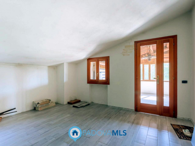 RUSTICO/CASA di 2 unità con ampio terreno a VALNOGAREDO €.490.000 - rif.1434

Cinto Euganeo - A V...