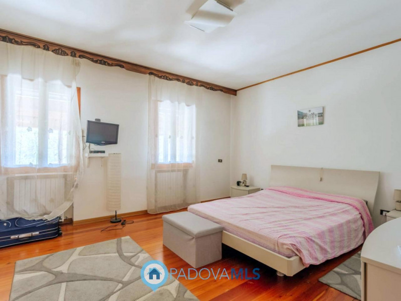 RUSTICO/CASA di 2 unità con ampio terreno a VALNOGAREDO €.490.000 - rif.1434

Cinto Euganeo - A V...