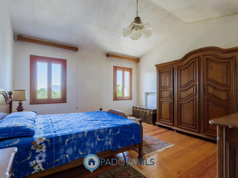 RUSTICO/CASA di 2 unità con ampio terreno a VALNOGAREDO €.490.000 - rif.1434

Cinto Euganeo - A V...