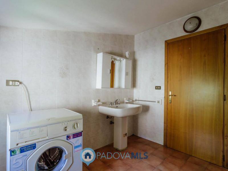 RUSTICO/CASA di 2 unità con ampio terreno a VALNOGAREDO €.490.000 - rif.1434

Cinto Euganeo - A V...