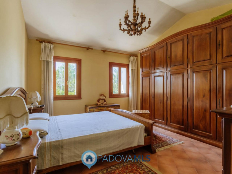 RUSTICO/CASA di 2 unità con ampio terreno a VALNOGAREDO €.490.000 - rif.1434

Cinto Euganeo - A V...