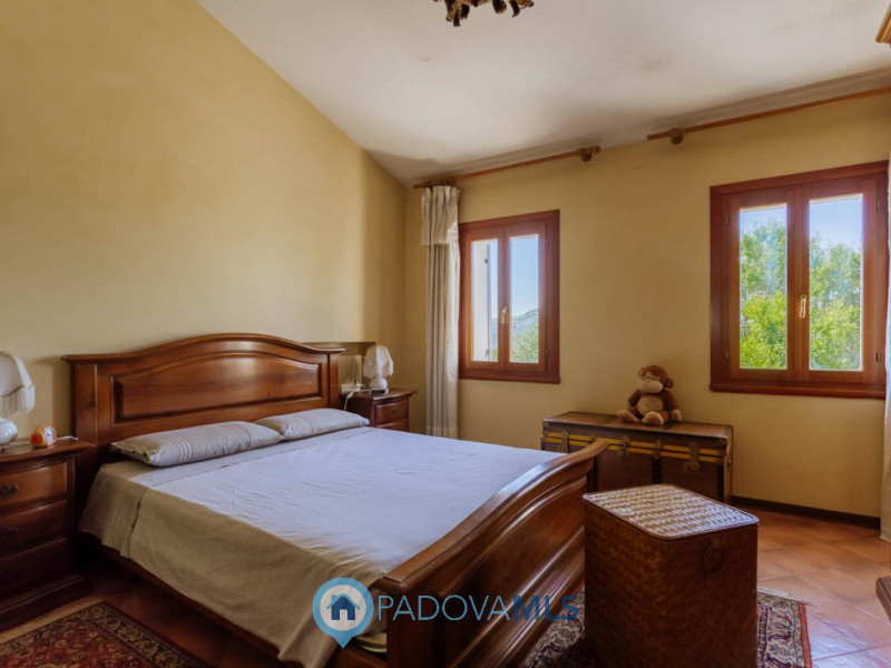 RUSTICO/CASA di 2 unità con ampio terreno a VALNOGAREDO €.490.000 - rif.1434

Cinto Euganeo - A V...