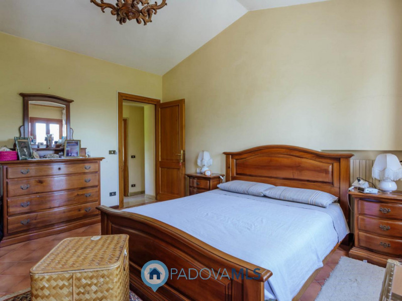 RUSTICO/CASA di 2 unità con ampio terreno a VALNOGAREDO €.490.000 - rif.1434

Cinto Euganeo - A V...