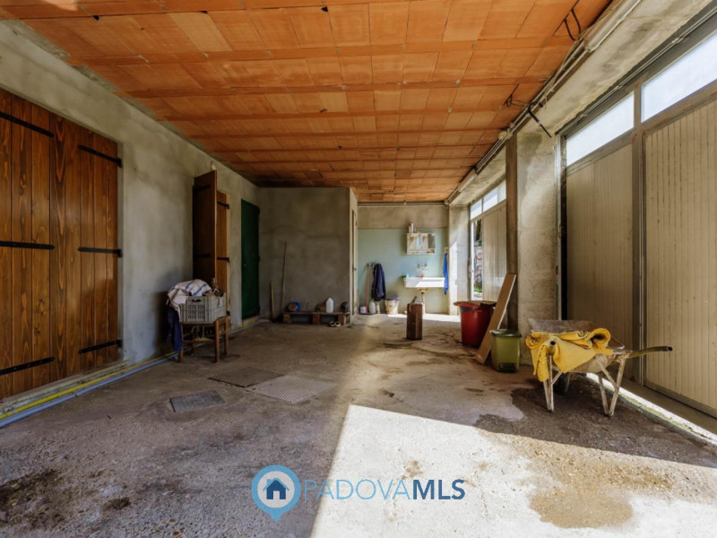 RUSTICO/CASA di 2 unità con ampio terreno a VALNOGAREDO €.490.000 - rif.1434

Cinto Euganeo - A V...