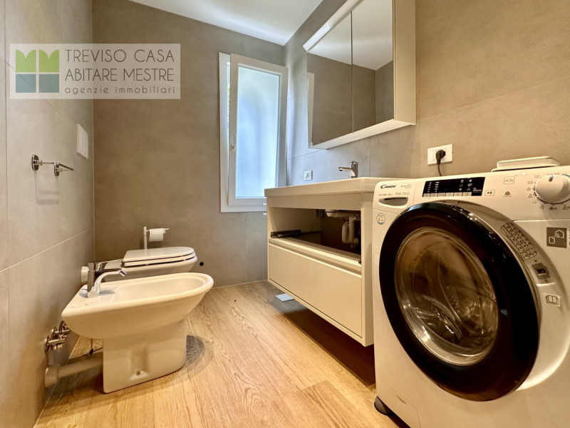 PROPONIAMO IN LOCAZIONE Mini-appartamento, al piano 1° Piano di un piccolo condominio completamen...