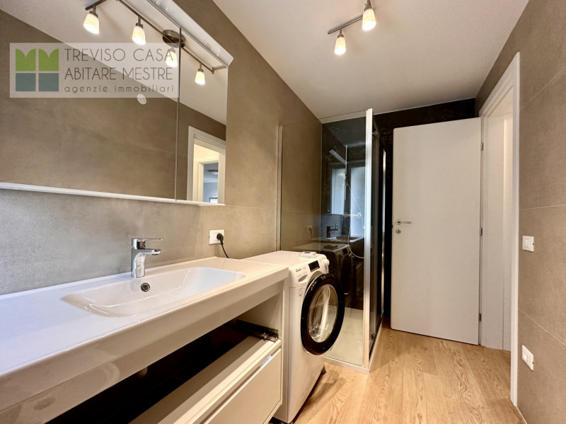 PROPONIAMO IN LOCAZIONE Mini-appartamento, al piano 1° Piano di un piccolo condominio completamen...