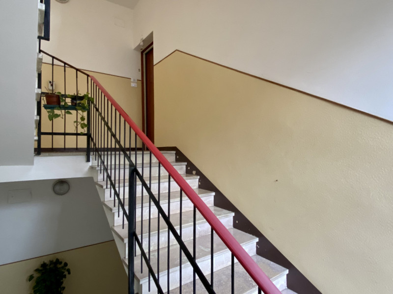 A breve distanza dal centro storico di Vicenza, dalle principali arterie stradali e dal casello d...