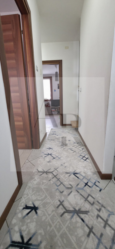 Vigonza: A pochi passi dal Centro, in una tranquilla via chiusa di recente realizzo, proponiamo i...