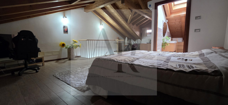 Vigonza: A pochi passi dal Centro, in una tranquilla via chiusa di recente realizzo, proponiamo i...