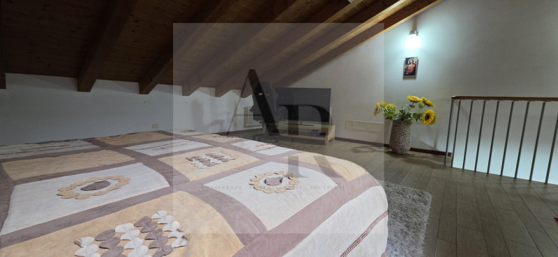 Vigonza: A pochi passi dal Centro, in una tranquilla via chiusa di recente realizzo, proponiamo i...