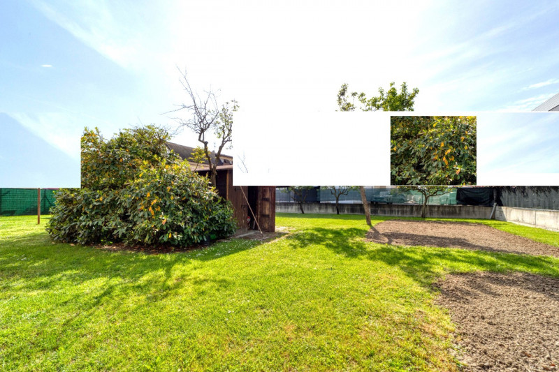 In posizione molto tranquilla, ad un passi da tutti i servizi primari, proponiamo una grande porz...