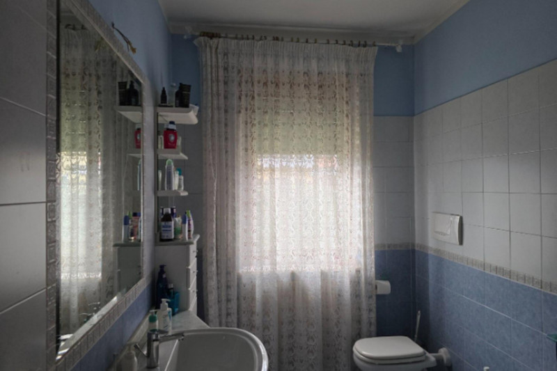 Quest’immobile viene venduto tramite asta online.

Appartamento situato nel Comune di Santorso (V...