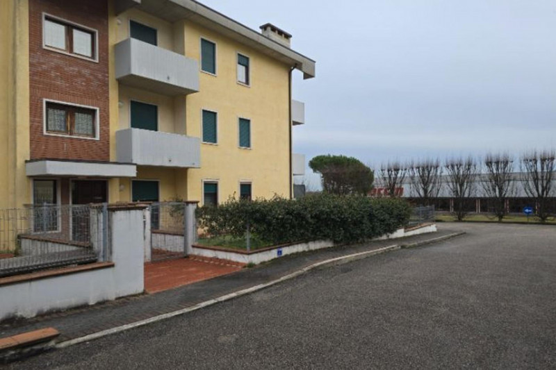 Quest’immobile viene venduto tramite asta online.

Appartamento situato nel Comune di Santorso (V...