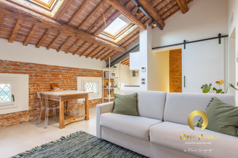 OPEN HOUSE by Franco Savegnago propone in locazione appartamento completamente ristrutturato a nu...