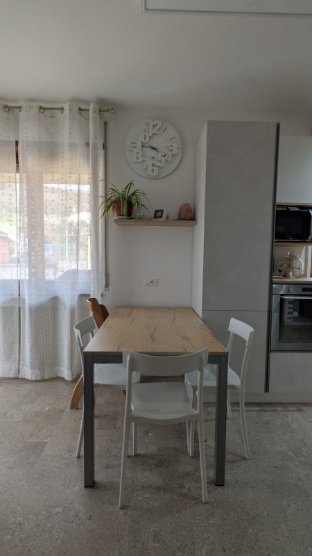 SCHIO - Magrè - Appartamento bicamere sito al piano primo ed ultimo - Euro 119.000

UNICA Immobil...