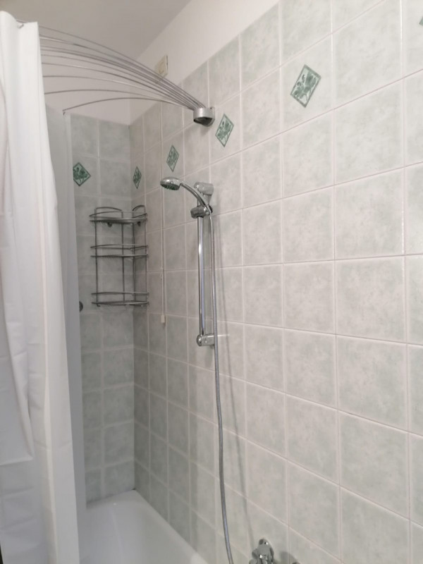 ALTAVILLA VICENTINA: in bella zona residenziale vicina alle piscine, affittasi BILOCALE ARREDATO ...