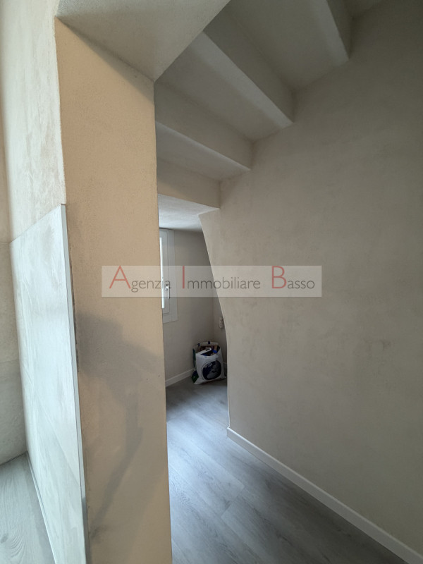 BATTAGLIA TERME - FRONTE CANALE BATTAGLIA
Nel cuore di Battaglia Terme, affacciato sul suggestivo...