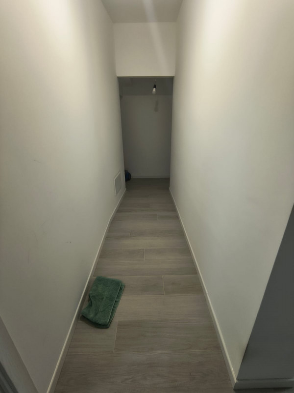 Scopri questo incantevole mini appartamento al piano terra in contesto bifamiliare con giardino e...