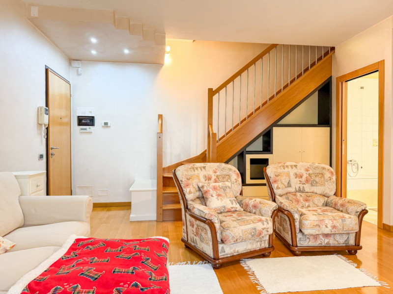 (Per INFO Cristina 3389226442) Ad ALBIGNASEGO, nel quartiere residenziale di San Tommaso, in un c...