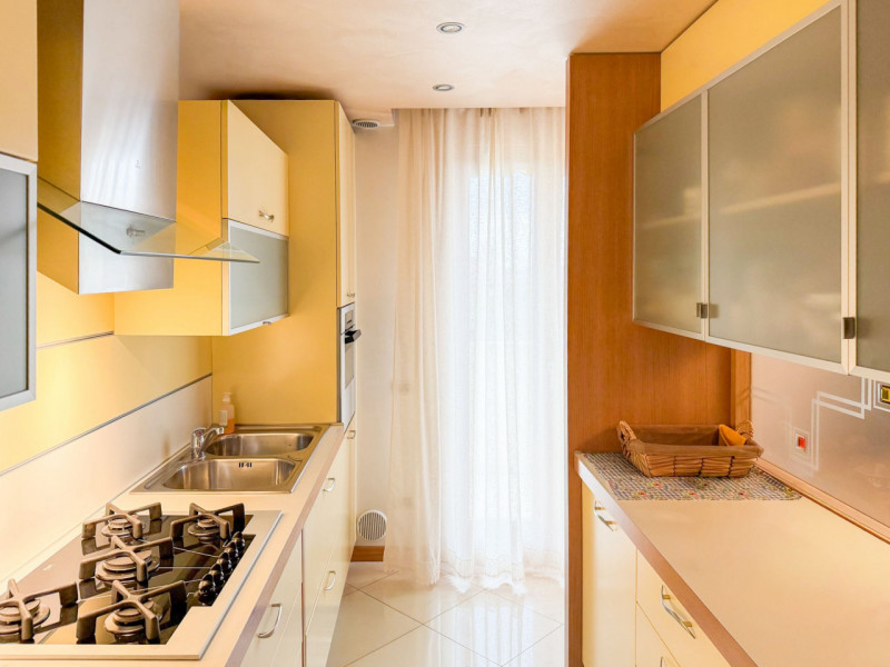 (Per INFO Cristina 3389226442) Ad ALBIGNASEGO, nel quartiere residenziale di San Tommaso, in un c...