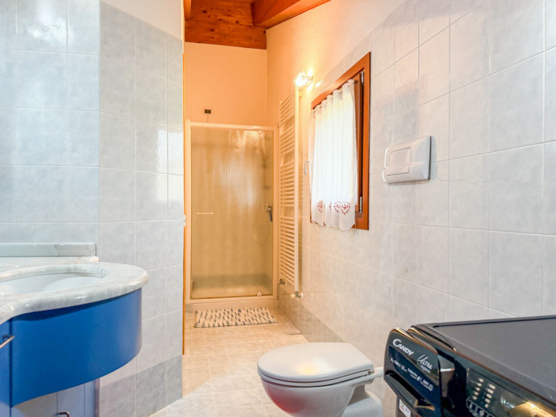 (Per INFO Cristina 3389226442) Ad ALBIGNASEGO, nel quartiere residenziale di San Tommaso, in un c...