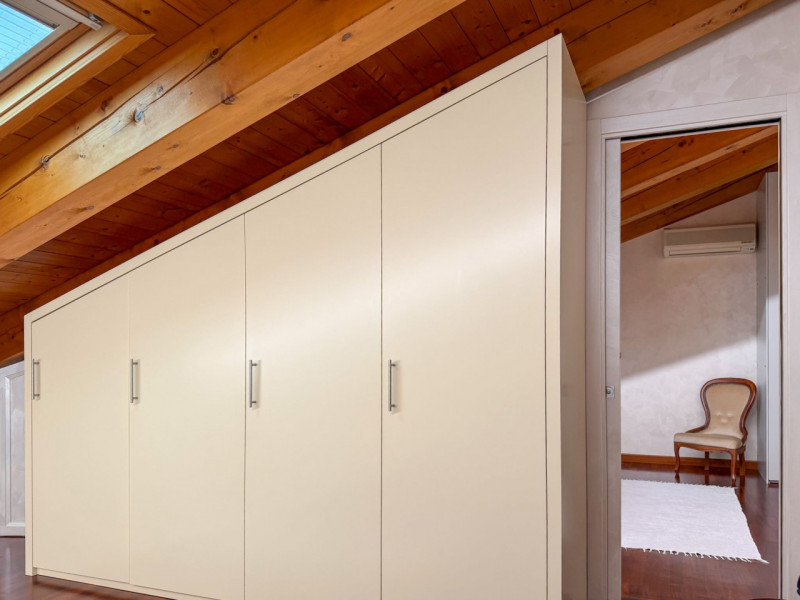 (Per INFO Cristina 3389226442) Ad ALBIGNASEGO, nel quartiere residenziale di San Tommaso, in un c...