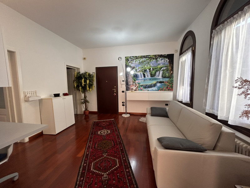 Padova zona Portello in contesto tranquillo Nicoletta Dardilli di Ad Casa Padova propone in vendi...