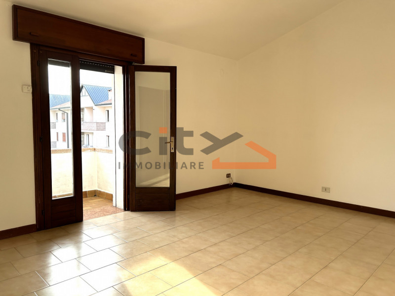 Romano d'Ezzelino - In una palazzina composta da sole 3 unità abitative, proponiamo in vendita AP...