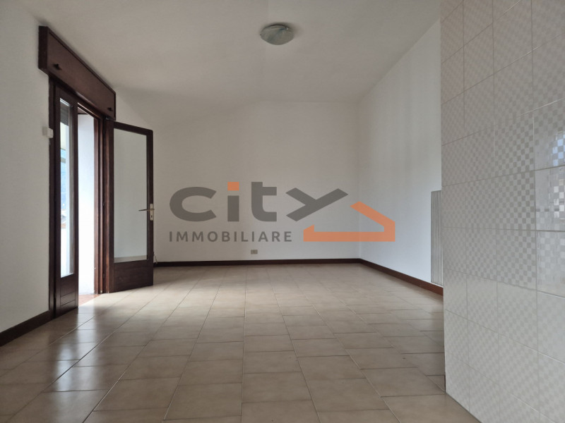 Romano d'Ezzelino - In una palazzina composta da sole 3 unità abitative, proponiamo in vendita AP...