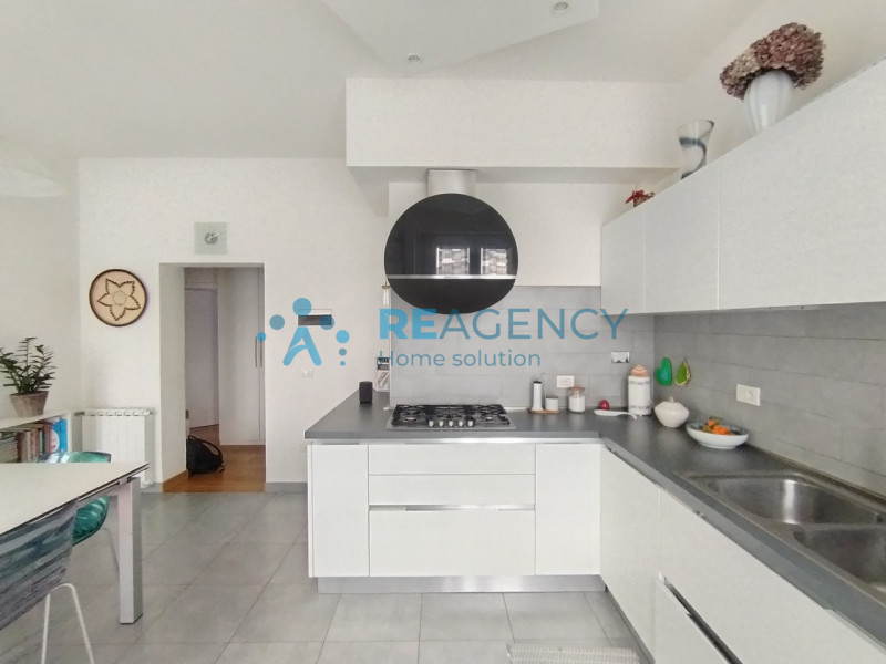 SIGNA 

Stai cercando un bicamere in ottime condizioni completamente arredato?
Prezzo €trattativa...