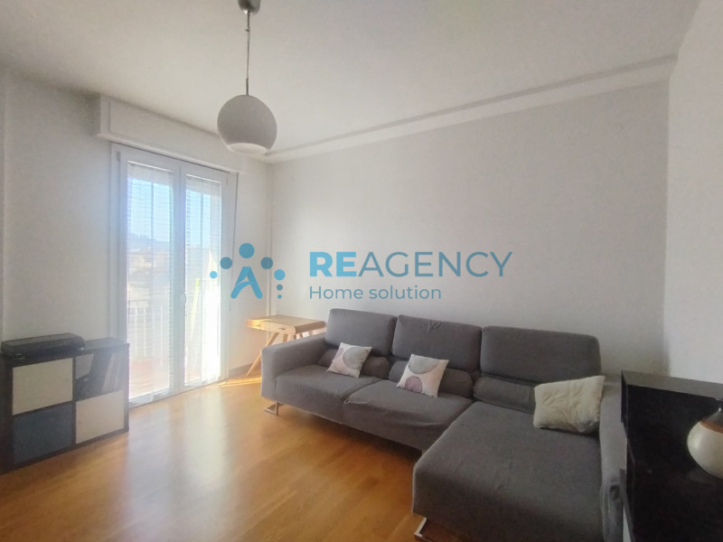 SIGNA 

Stai cercando un bicamere in ottime condizioni completamente arredato?
Prezzo €trattativa...