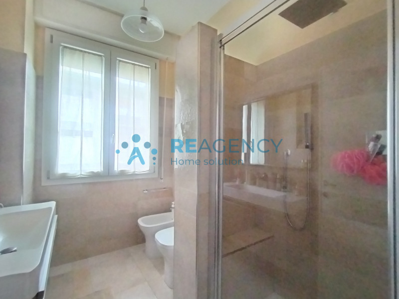 SIGNA 

Stai cercando un bicamere in ottime condizioni completamente arredato?
Prezzo €trattativa...