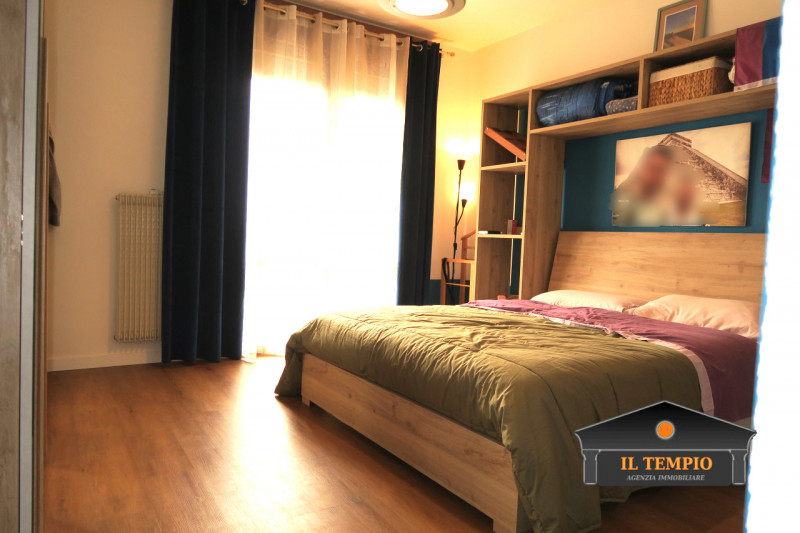 Villetta a schiera con Fotovoltaico 6,3 kW giardino e garage.

In quartiere tranquillo e ben abit...