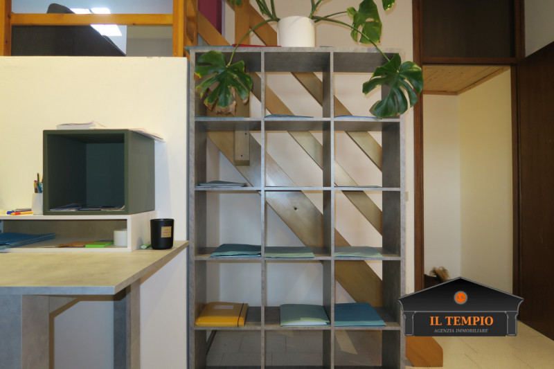 Villetta a schiera con Fotovoltaico 6,3 kW giardino e garage.

In quartiere tranquillo e ben abit...